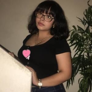 Meet your Posher, Briana